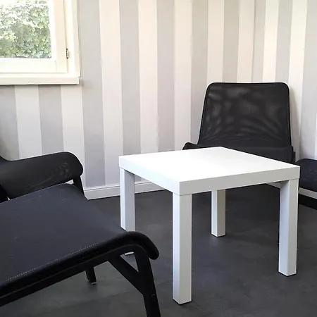 1st Class Апартаменты